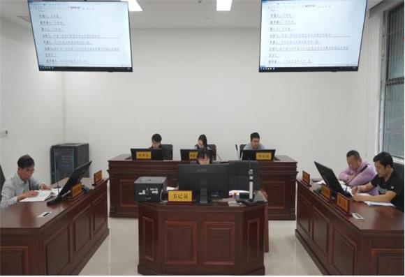 长寿区司法局规范化行政复议听证室正式投入使用。通讯员 冯国旭 摄