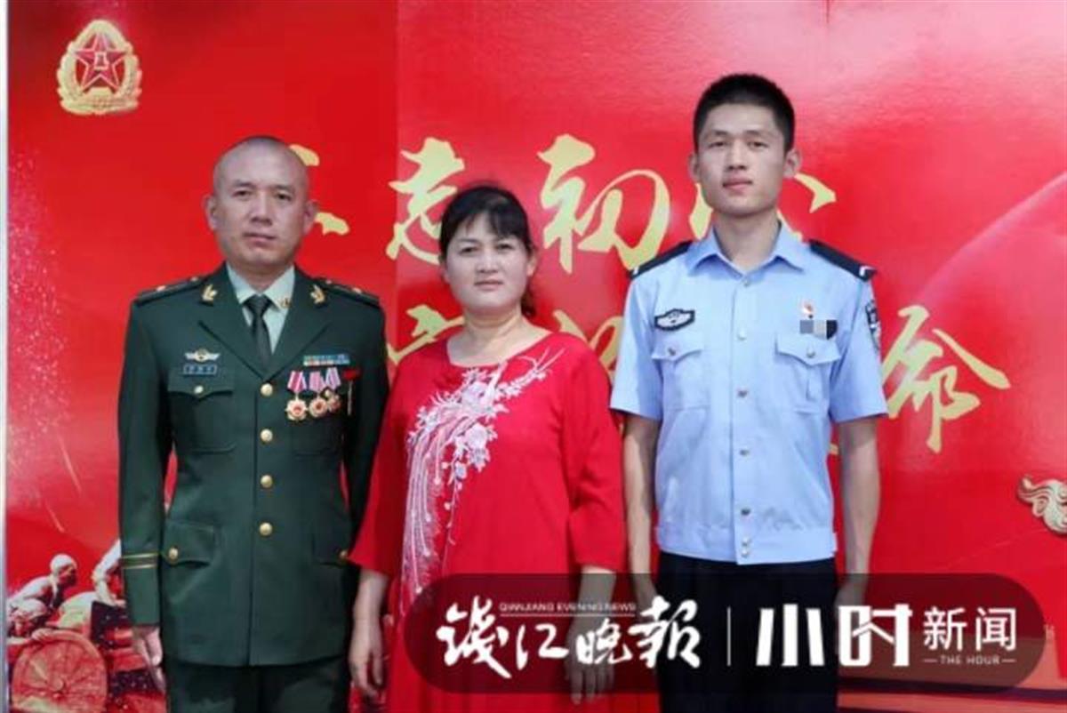 外卖小哥成功救人的背后,有个不为人注意的“英雄民警”,与同事从钱塘江救起300多人,系“全国优秀人民警察”8