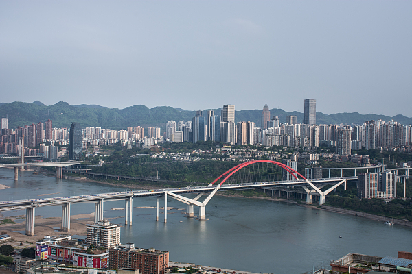 潘昌操：一步一步走进城市文学会客厅1