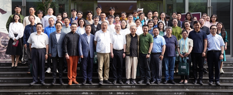 三卷本百万字《平凡的世界》浓缩为2.5小时青春版话剧,“高穷帅”戳中泪点8