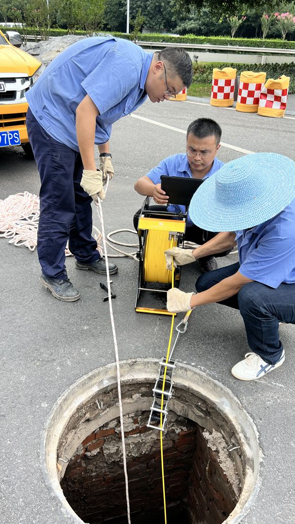 CCTV声呐检测。重庆市排水有限公司供图