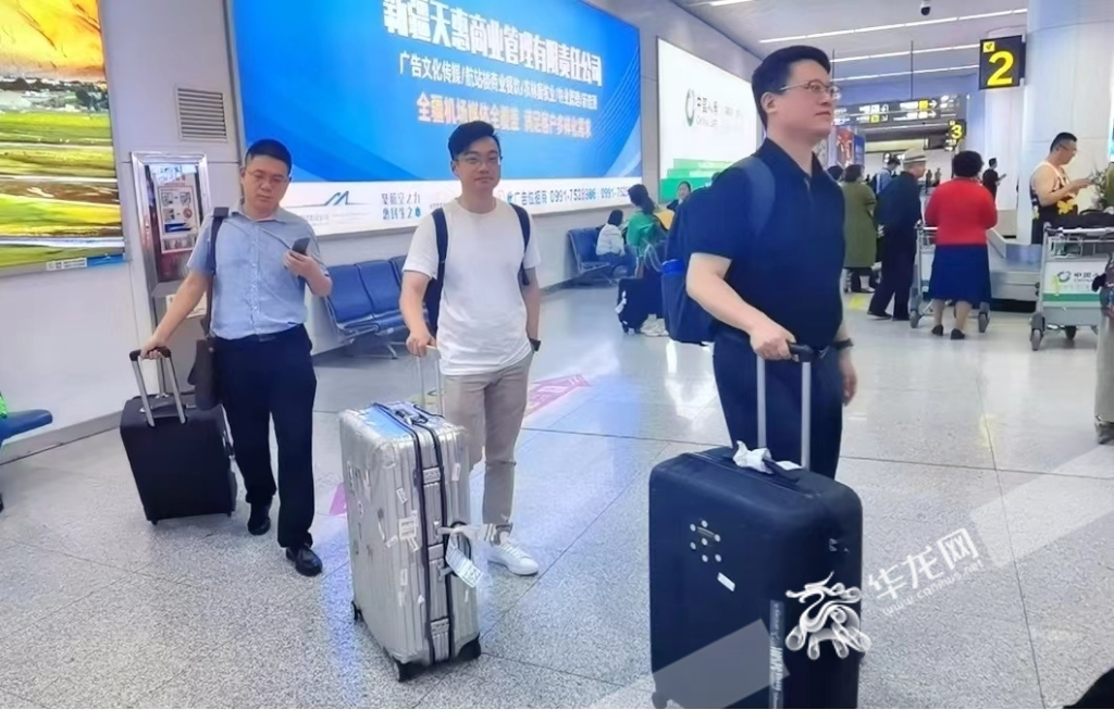 The businessmen from 24 Chongqing enterprises took a group trip to Kazakhstan and Belarus between June 24 and July 1 to expand their global markets.