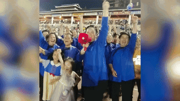 贵州“村超”：因为热爱，所以精彩！2