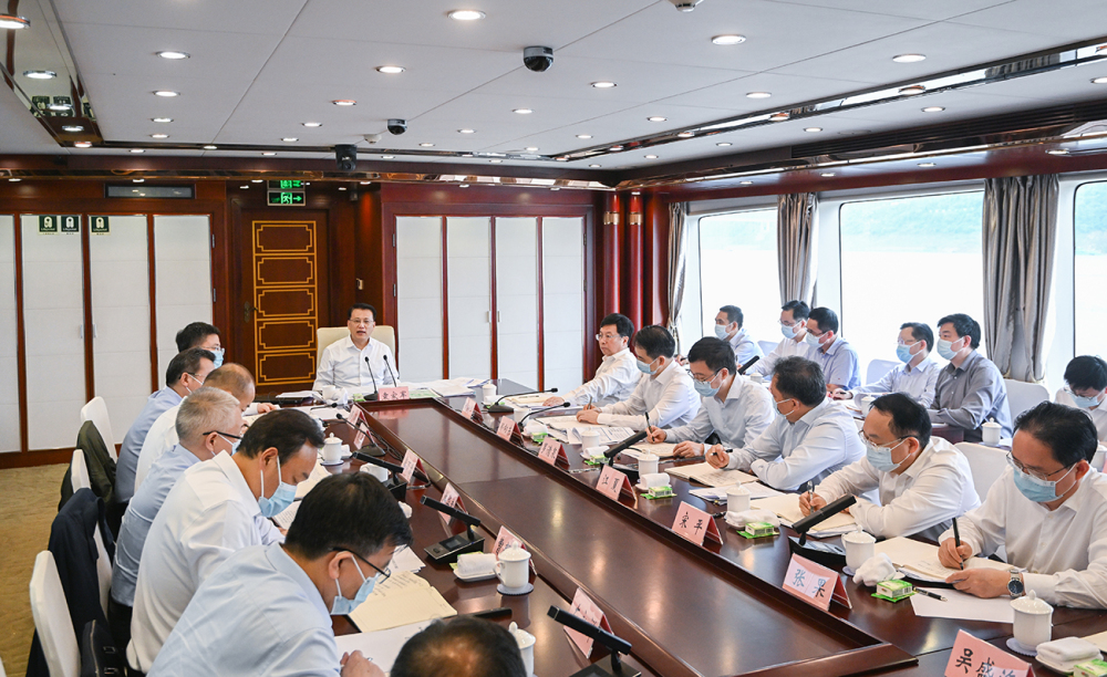 袁家军：大力推进危岩地灾防治和生态保护修复 走出生态优先绿色发展强县富民新路子5