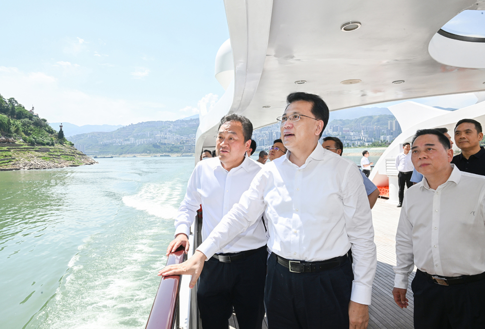 袁家军：大力推进危岩地灾防治和生态保护修复 走出生态优先绿色发展强县富民新路子4