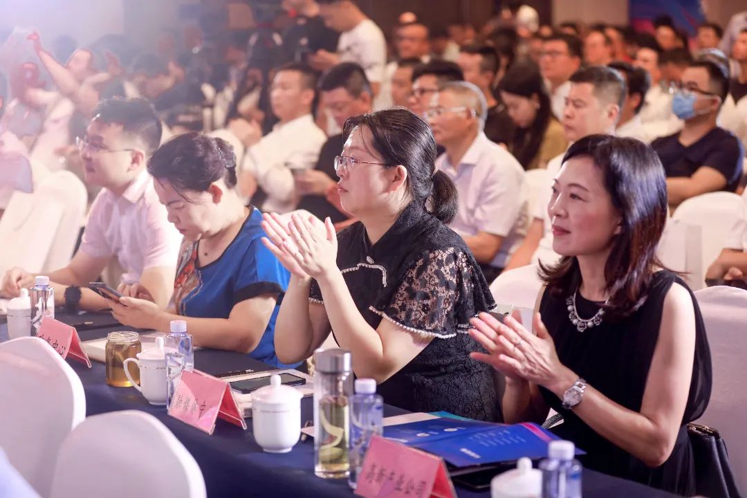 重庆首个！首次曝光！自研大语言模型“亮相”科学城