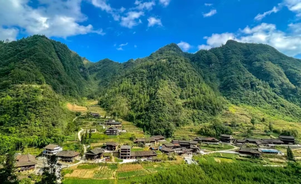 武隆区土地乡天生村犀牛寨传统村落。重庆市住房城乡建委供图