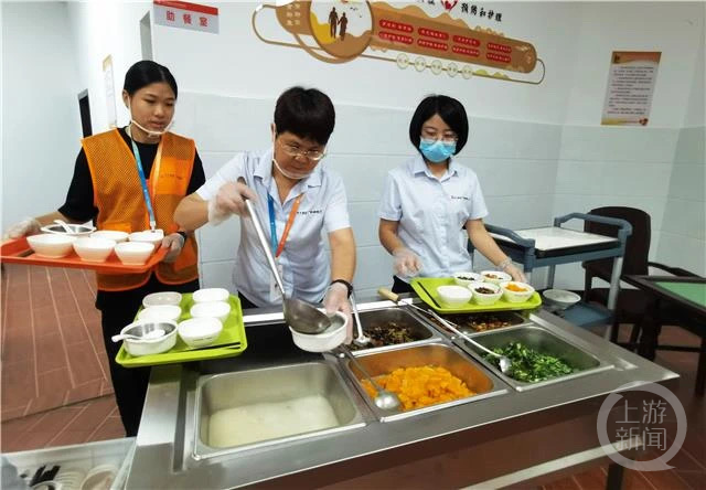 一周七天菜谱不重样!社区老年食堂让老年人吃得营养又放心1