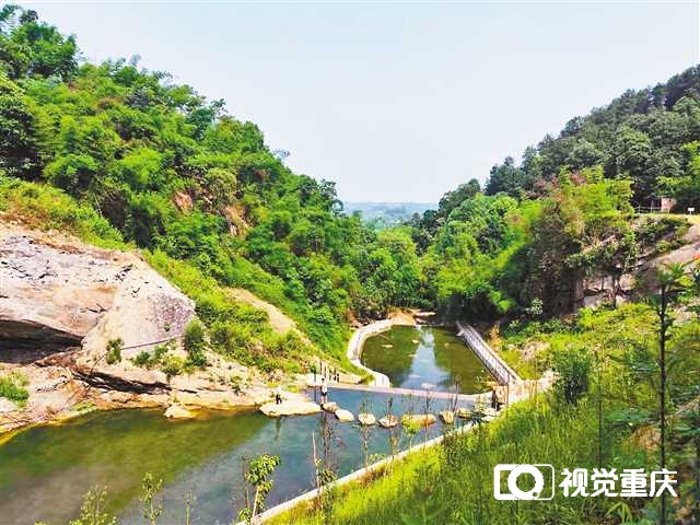 清水河“水上公路”一夜爆红之后 ——永川红炉镇因势利导开展矿山修复发展乡村旅游