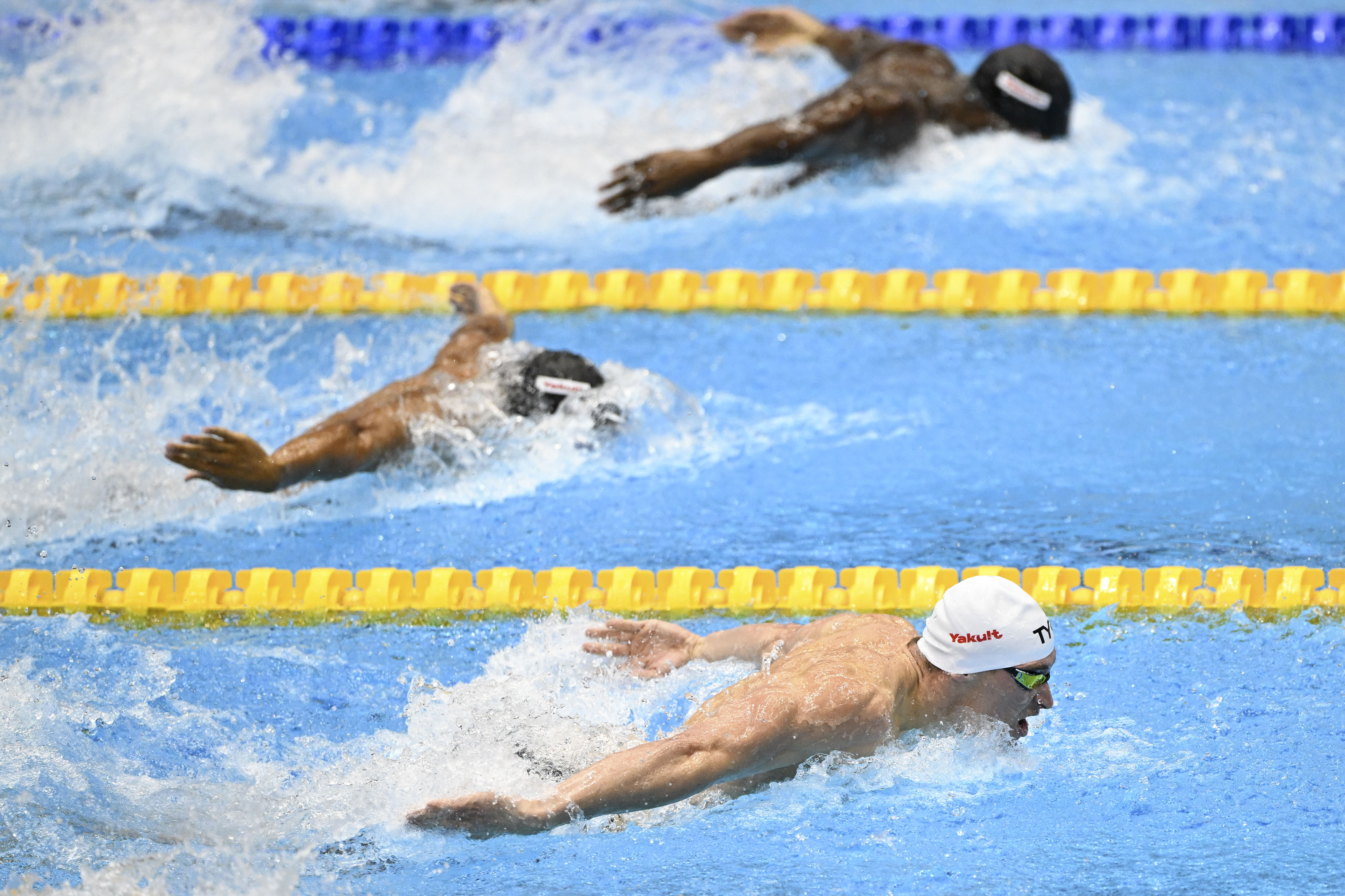 游泳——男子100米蝶泳：法国选手格鲁塞夺冠
