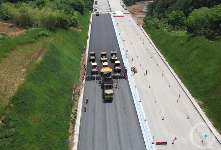 上半年累计完成投资约202亿元梁开高速力争年底与四川段同步建成通车