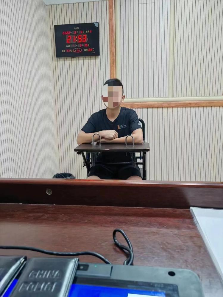 造“幼师肉偿打车”黄谣，此人被刑拘2