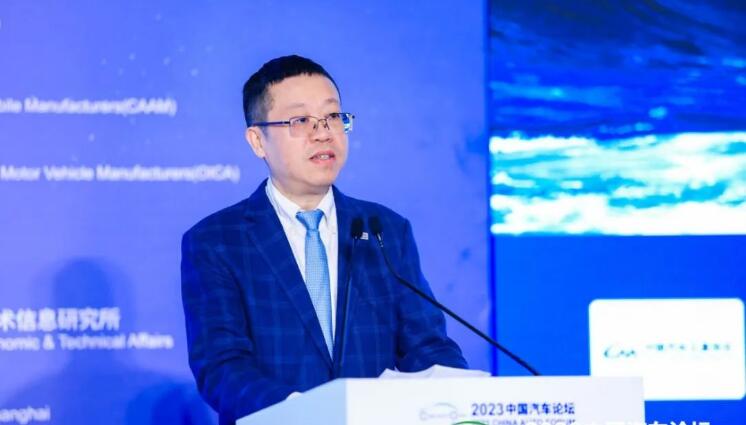 重庆长安汽车股份有限公司总裁王俊。 组委会供图 华龙网发
