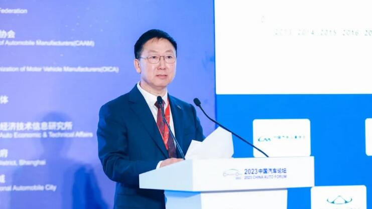 中国汽车工业协会常务副会长兼秘书长付炳锋。 组委会供图 华龙网发