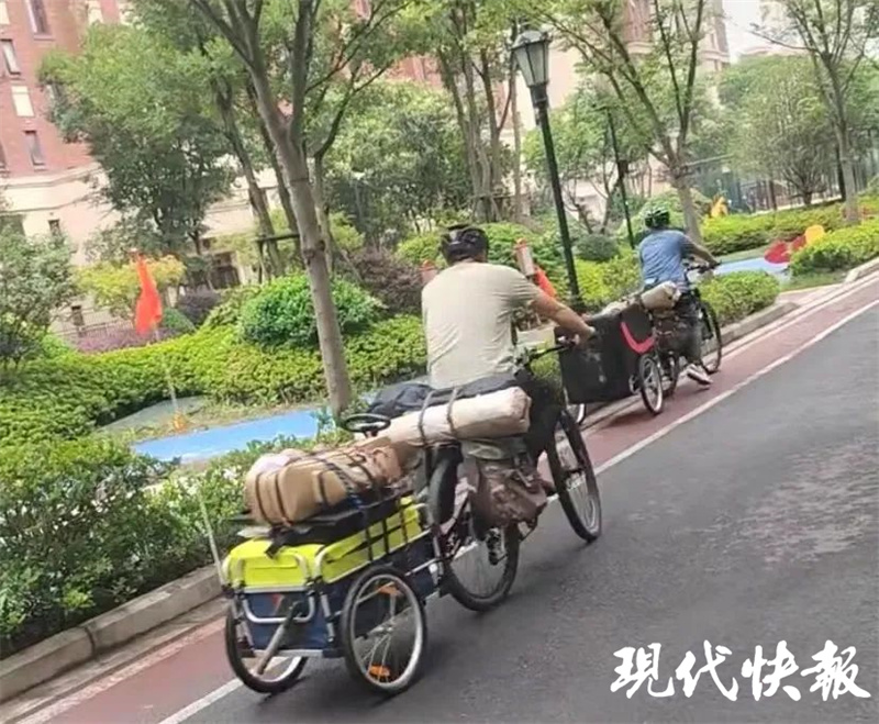 1500公里!爸爸带13岁儿子骑行开启暑假,还带了一条狗1