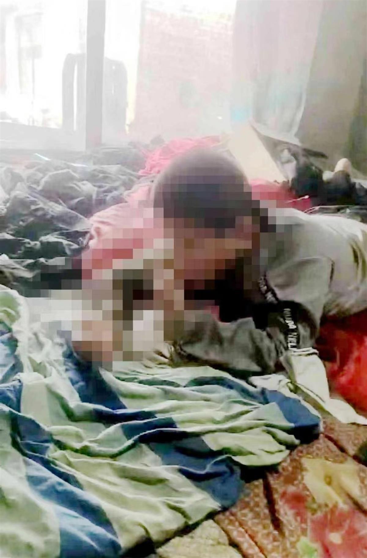 实探“男孩被逼吃粪便”涉事双方村庄:受害者父亲在墙上贴公告,施害兄妹来自单亲家庭1