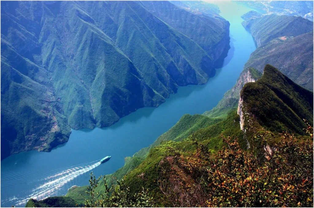 峡江风景。 巫山云雨康养旅游度假区管委会供图