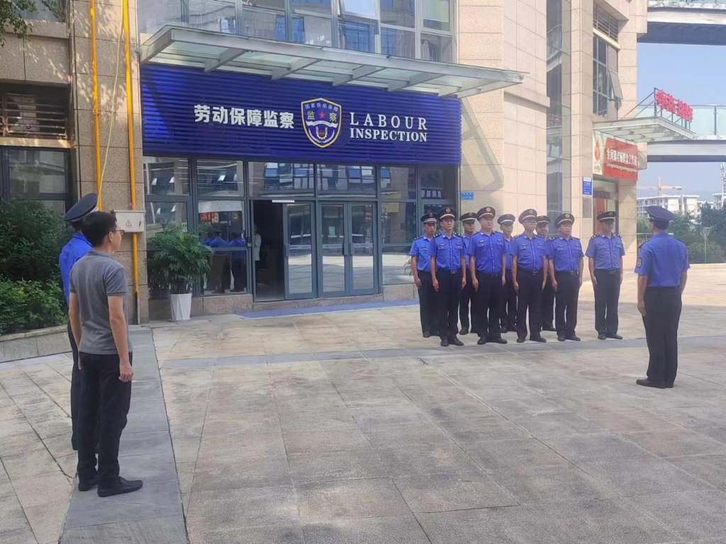 督察现场。重庆高新区综合执法局供图 华龙网发