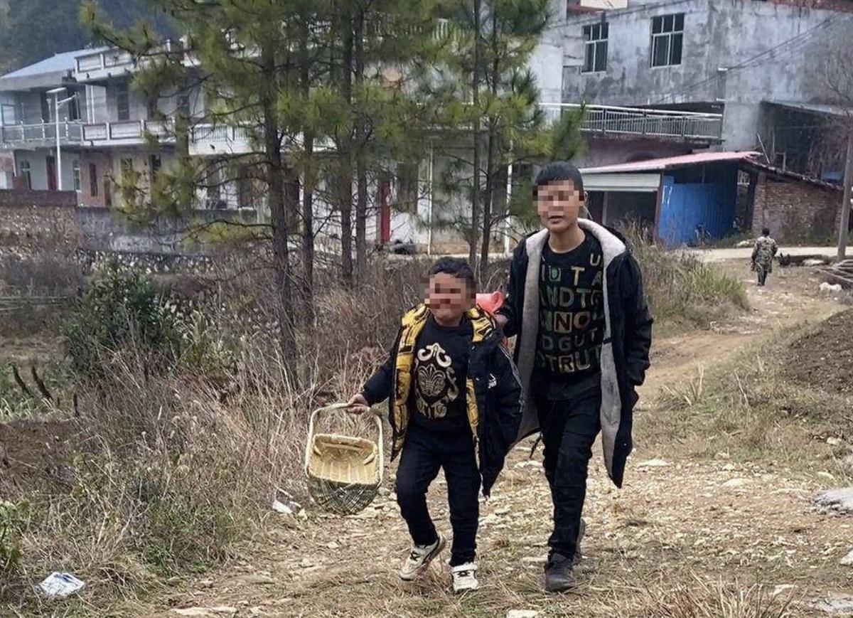 网友反映网红“小马云”的哥哥溺亡，当地政府辟谣：他活得好好的1
