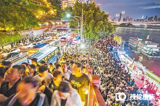 “最熱”暑期檔 重慶旅游玩出新花樣2