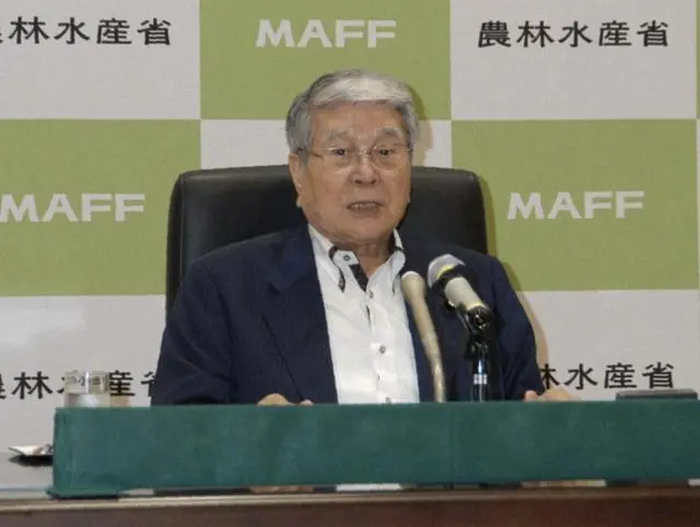 中方回击日方说辞！日本金枪鱼价一夜暴跌24%，新台风正奔向日本1