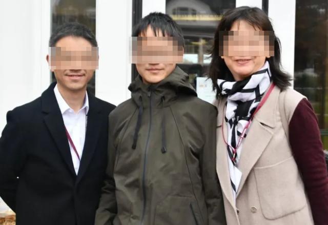 入境美国数小时中国一家三口遇车祸1死2伤：肇事司机送餐途中，车辆冲上人行道1