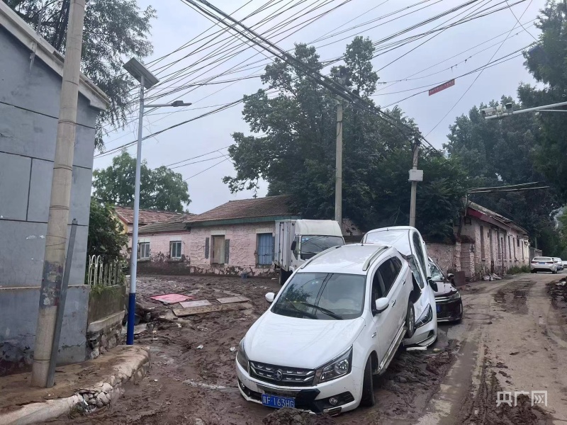 记者实地走访北京门头沟丁家滩村：滞留在村里的村民已全部撤离3