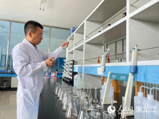 跟着总书记看中国|仓廪实、科技兴 北大荒农业现代化大步向前2