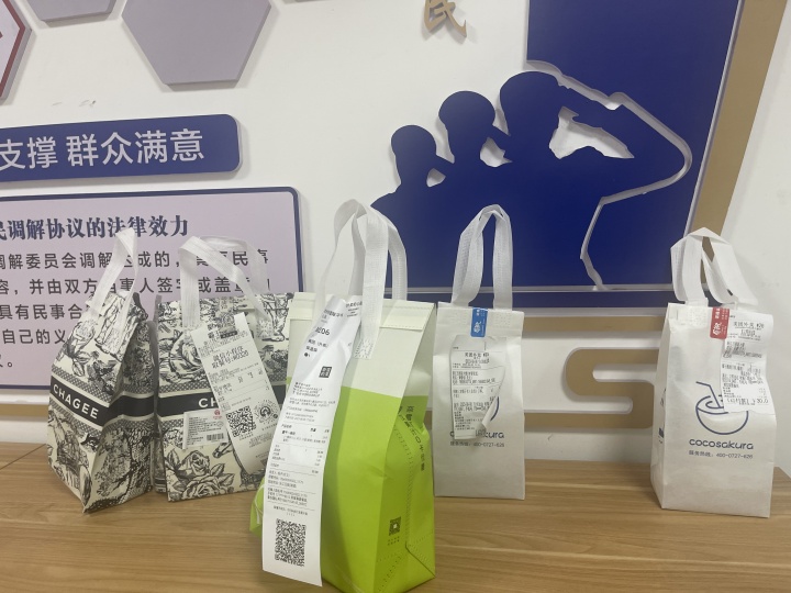 “秋天的第一杯奶茶”热搜霸屏，今天你被投喂了吗？2