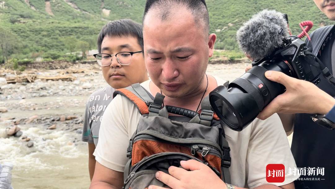 “孤岛”汤家庄村的离别与团聚4