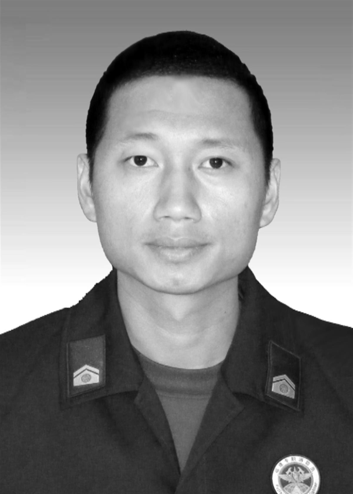 福建永泰2000余人送别3名壮烈牺牲的抗洪英雄，消防员胡旭东骨灰今日运回湖南邵东老家1