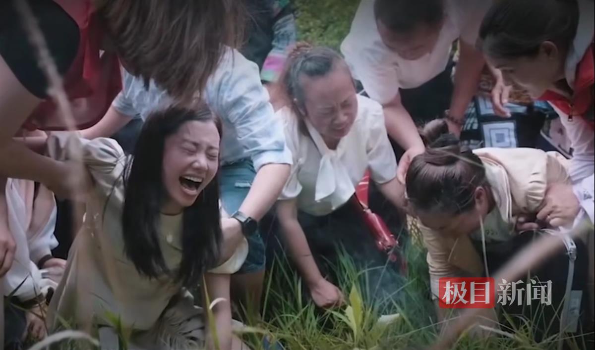 “余华英拐卖11名儿童案”18日宣判，受害者杨妞花：将把判决书带到父母坟前3