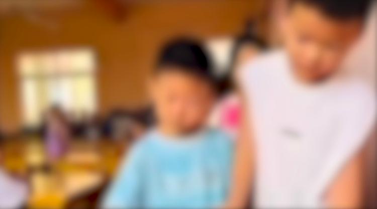 连云港一幼儿园老师发餐怒斥孩子 教育局：涉事老师已被辞退