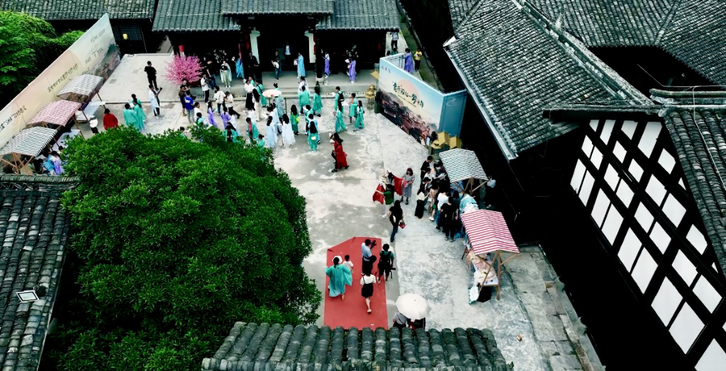 《青染·双江》剧本杀现场。景区供图