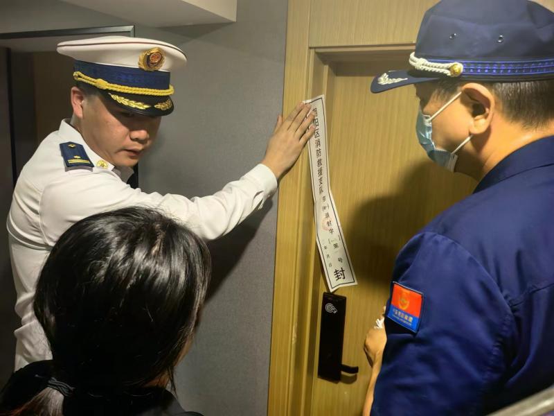北京一快捷酒店推出“楼梯间房”引质疑 消防：消防设施不合格 已查封2