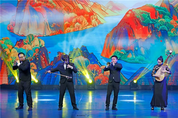 重庆民族乐团  原创民乐四重奏 《巴渝大地红》。渝北区文化旅游委供图 华龙网发