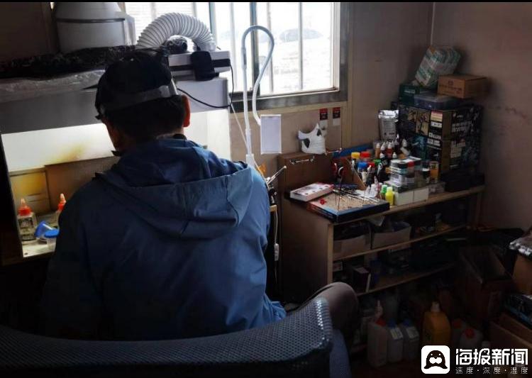 去世模型玩家在游戏里“重生” 其母亲：静静地在那里就好2