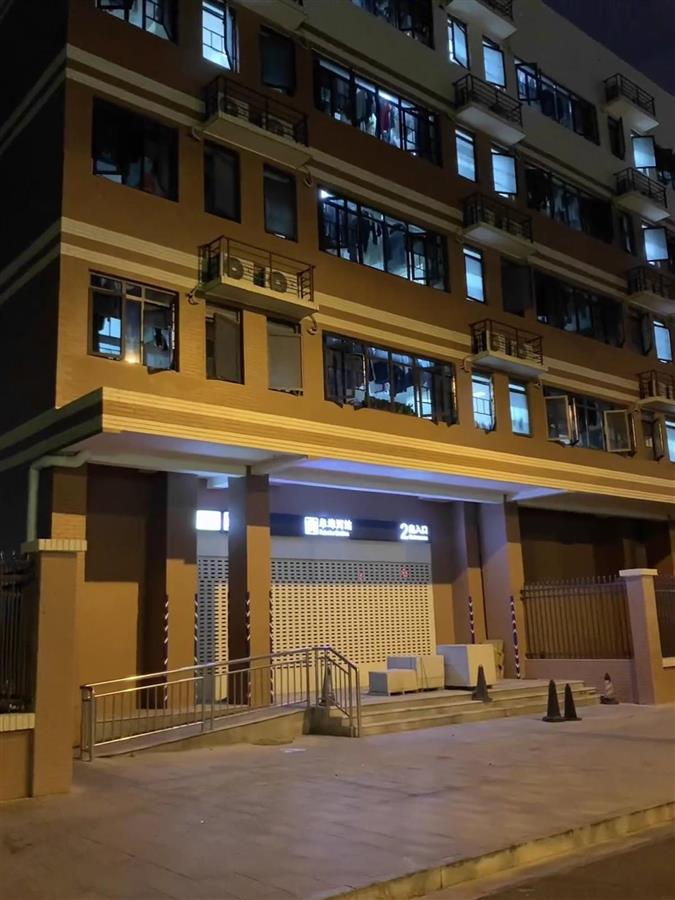 湖南大学宿舍楼预设地铁口？学生称往后出门即可出行，地铁方回应