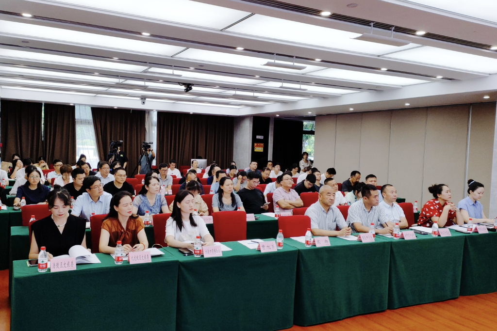 重庆各区县文化旅游委相关负责人等参加现场学习。主办方供图