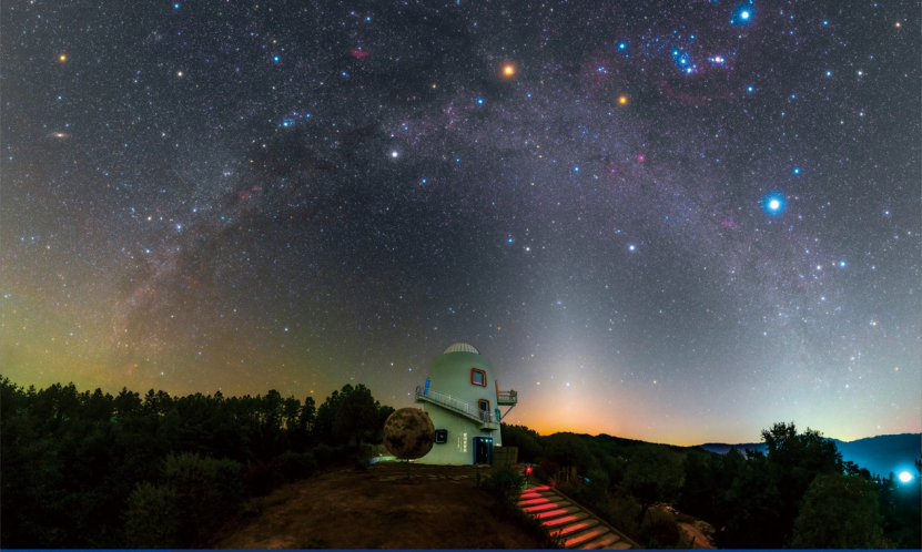 2021年11月份，拼多多为湖南省浏阳市小河乡捐款建设乡村准专业级别天文台。通讯员 谢杰摄