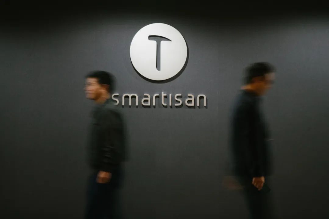 “不要把善良当软柿子捏”，知名投资人向罗永浩追讨1500万元！有人却指出：他是故技重施3