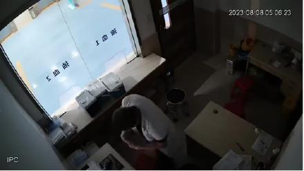 丈夫凌晨潜入医院，“注水稀释”醉驾妻子血液样本致乙醇含量为0？相关专业人士：不可思议3