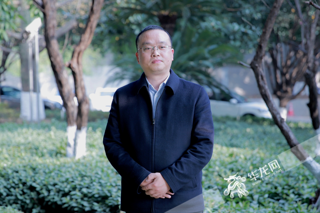 重庆市人大代表、万州乡村振兴局局长 杨贵林。华龙网记者 陈洋 摄