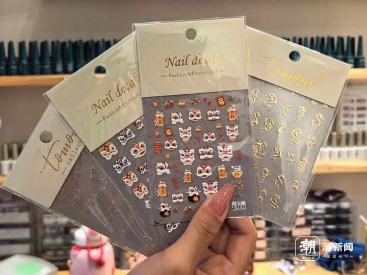 你做“新年战甲”了吗？今年流行啥？做美甲，再过半月要排队了2