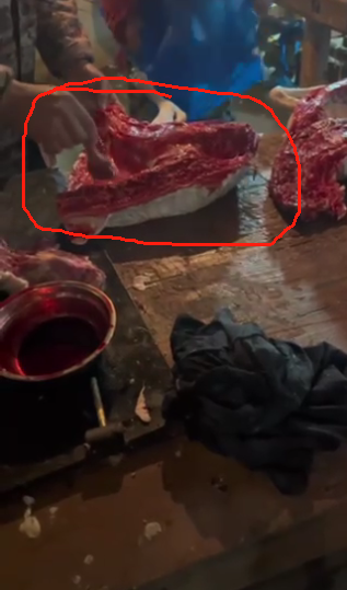 江西萍乡一商户给冷冻肉上色？ 当地市监局称“真实情况第一时间公布”2