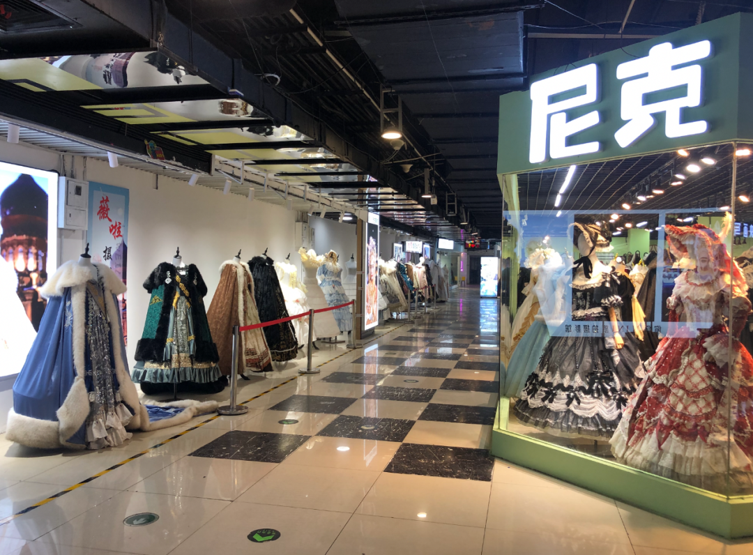 东北旅游热带火“俄罗斯公主”写真2