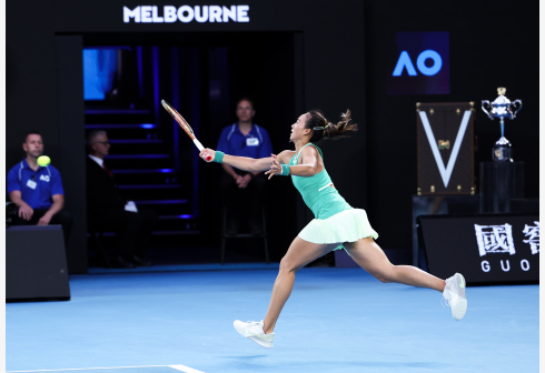 郑钦文获澳网女单亚军，世界排名升至第七