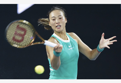 2024澳网女单决赛中国选手郑钦文获得亚军