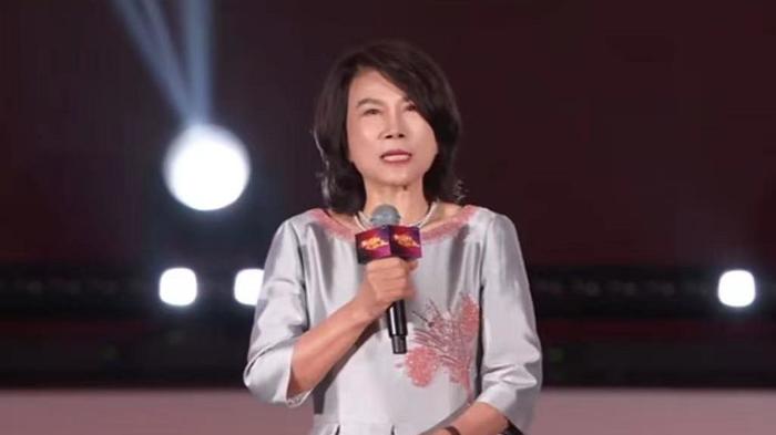 董明珠透露2023年格力利润约290亿，宣布多发2个亿年终奖，还喊话股民