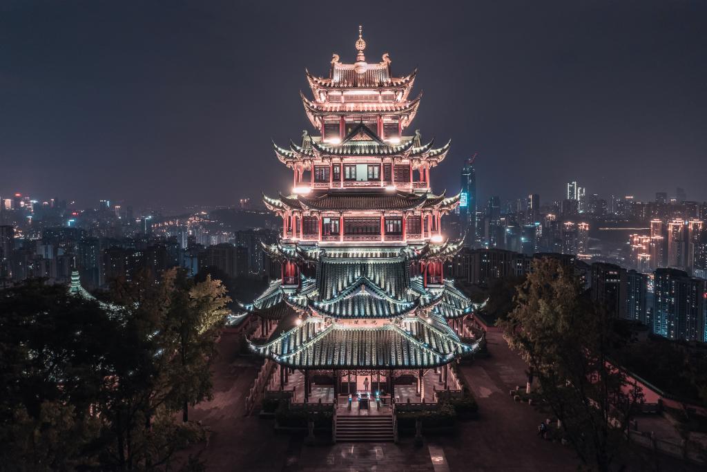 鸿恩寺鸿恩阁夜景